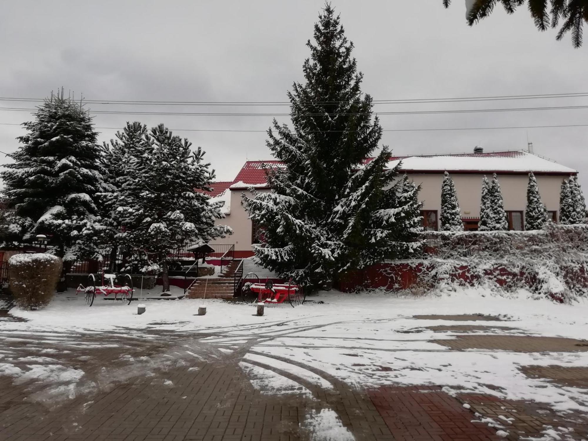 Zajazd Wałbrzych Esterno foto
